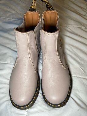 NWT Dr. Martens Women’s Chelsea Ankle Boots in off white-cream color